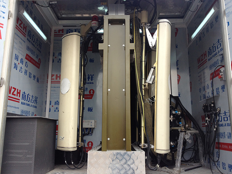 應(yīng)急通訊車升降桿